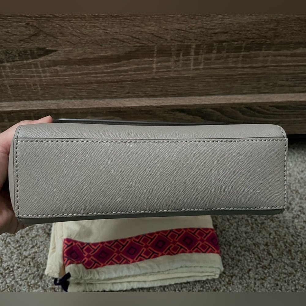 ❌SOLD❌Tory Burch Emerson Handbag/ Crossbody Bag - Picture 11 of 11